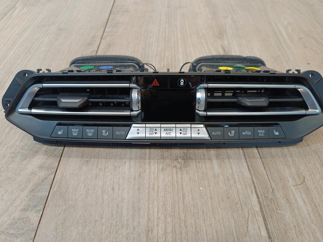 блок управления печки / климат-контроля BMW X5 G05 2022, 3.0 л., B58B30C, бензин, АКПП, c27(arktis-grau brillanteffekt), внедорожник 5 дв., полный привод, правый руль, 5A1D402, 64115A1D402 - фото №1