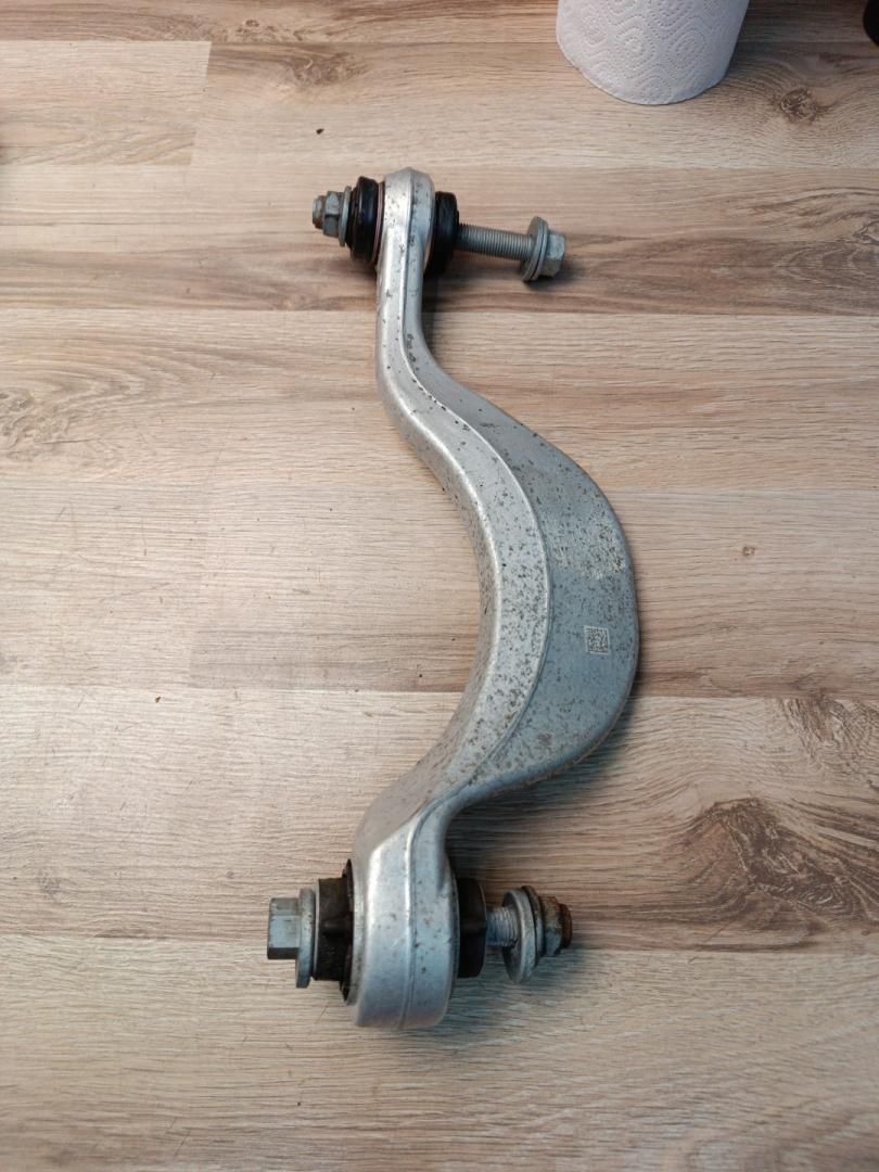 рычаг задний левый BMW X5 G05 2022, 3.0 л., B58B30C, бензин, АКПП, c27(arktis-grau brillanteffekt), внедорожник 5 дв., полный привод, правый руль, 33306878021, 6878021, 33326878021 - фото №1