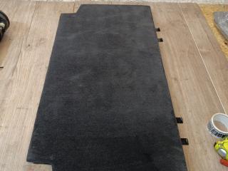 пол багажника BMW X5 G05 2022, 3.0 л., B58B30C, бензин, АКПП, c27(arktis-grau brillanteffekt), внедорожник 5 дв., полный привод, правый руль, 5A0B6C1