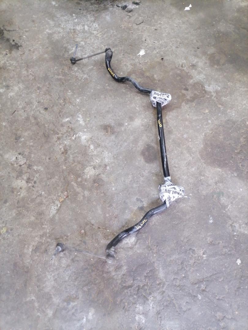 стабилизатор подвески передний BMW X5 G05 2022, 3.0 л., B58B30C, бензин, АКПП, c27(arktis-grau brillanteffekt), внедорожник 5 дв., полный привод, правый руль, 6877829, 31356877829 - фото №1