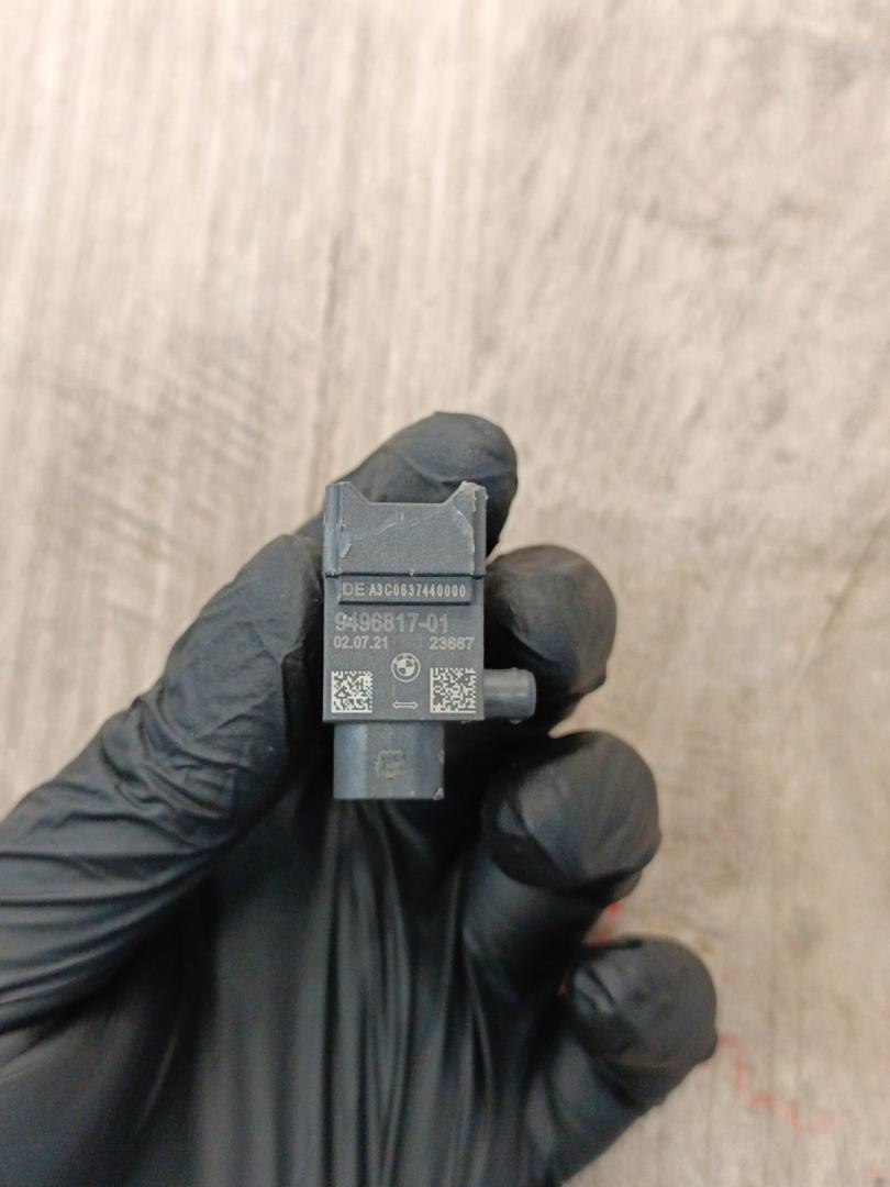 датчик удара BMW X5 G05 2022, 3.0 л., B58B30C, бензин, АКПП, c27, внедорожник 5 дв., полный привод, 9496817, 65779496817 - фото №1