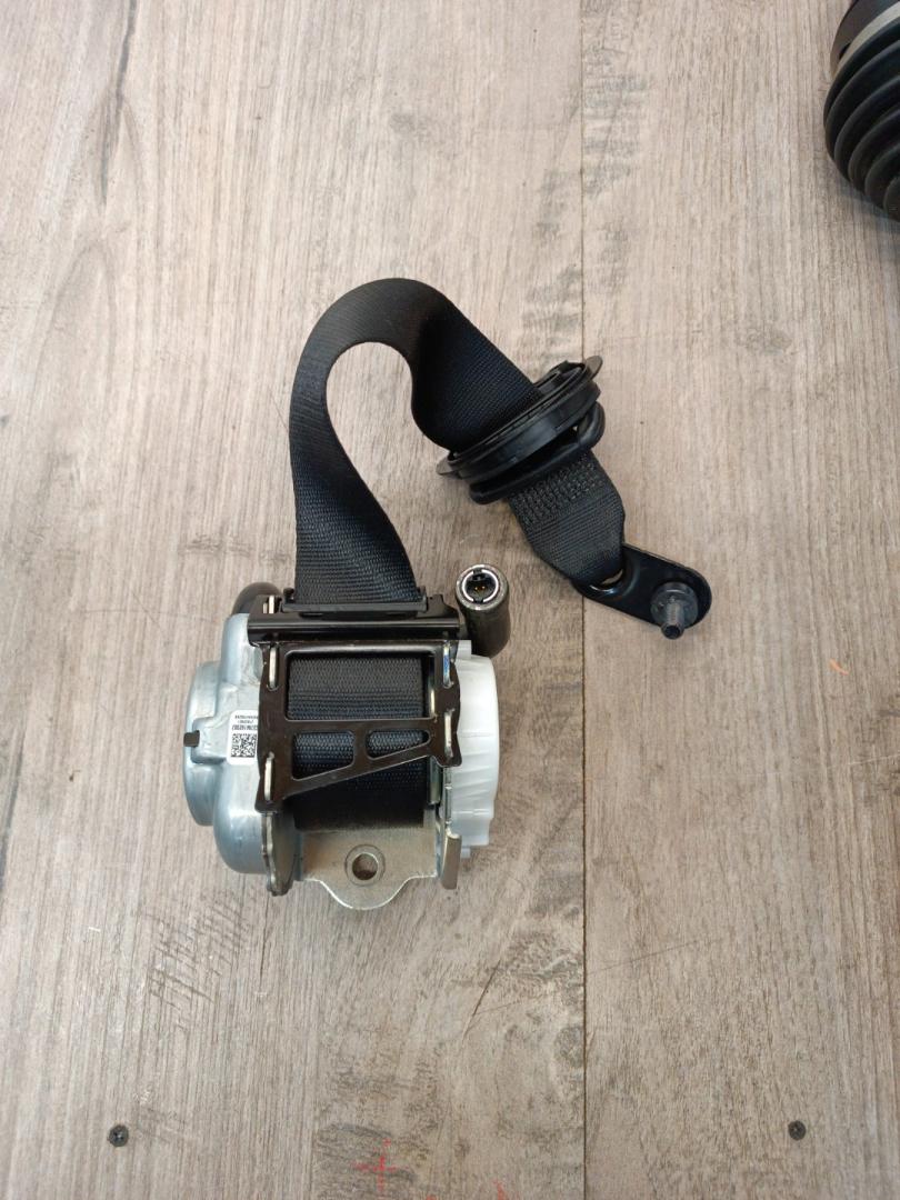 ремень безопасности BMW X5 G05 2022, 3.0 л., B58B30C, бензин, АКПП, c27, внедорожник 5 дв., полный привод, 72117941623, 7941623 - фото №1