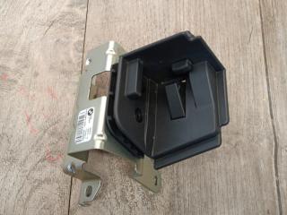 крепление шторки багажника правое BMW X5 G05 2022, 3.0 л., B58B30C, бензин, АКПП, c27, внедорожник 5 дв., полный привод, 51477438268, 7438268