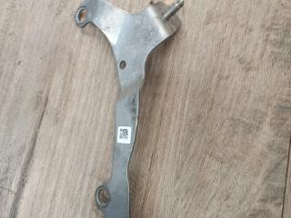 Кронштейн (крепление) выпускного коллектора BMW X5 G05 2022, 3.0 л., B58B30C, бензин, АКПП, c27, внедорожник 5 дв., полный привод, 18328664540, 8664540