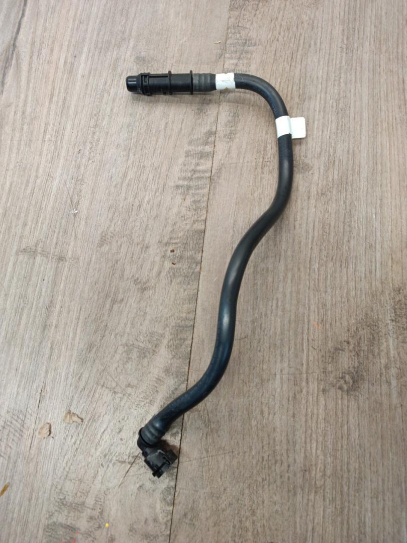 трубка охлаждающей жидкости BMW X5 G05 2022, 3.0 л., B58B30C, бензин, АКПП, c27, внедорожник 5 дв., полный привод, 17125A022F3, 5A022F3 - фото №1