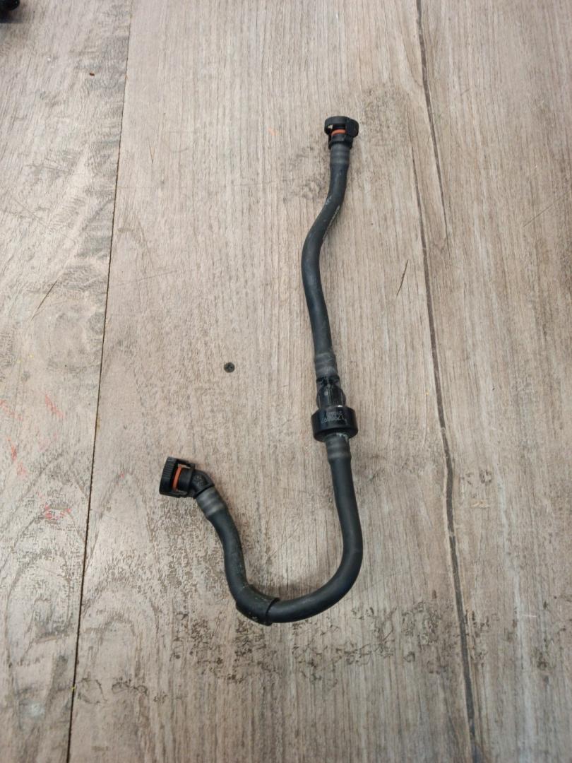 трубка вентиляции картерных газов BMW X5 G05 2022, 3.0 л., B58B30C, бензин, АКПП, c27, внедорожник 5 дв., полный привод, 13907935187, 7935187 - фото №1