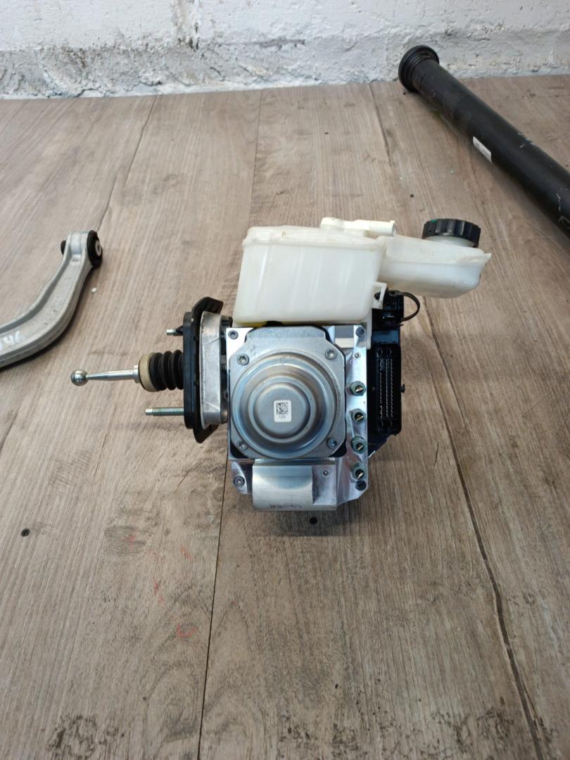 блок ABS BMW X5 G05 2022, 3.0 л., B58B30C, бензин, АКПП, c27, внедорожник 5 дв., полный привод, 5A49BE4, 34515A49BE4, 5A49C75 - фото №1