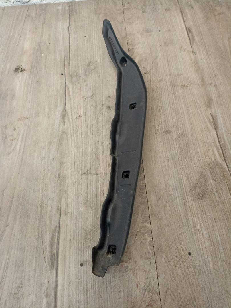 уплотнитель BMW X5 G05 2022, 3.0 л., B58B30C, бензин, АКПП, c27, внедорожник 5 дв., полный привод, 51487214654, 7214654 - фото №1