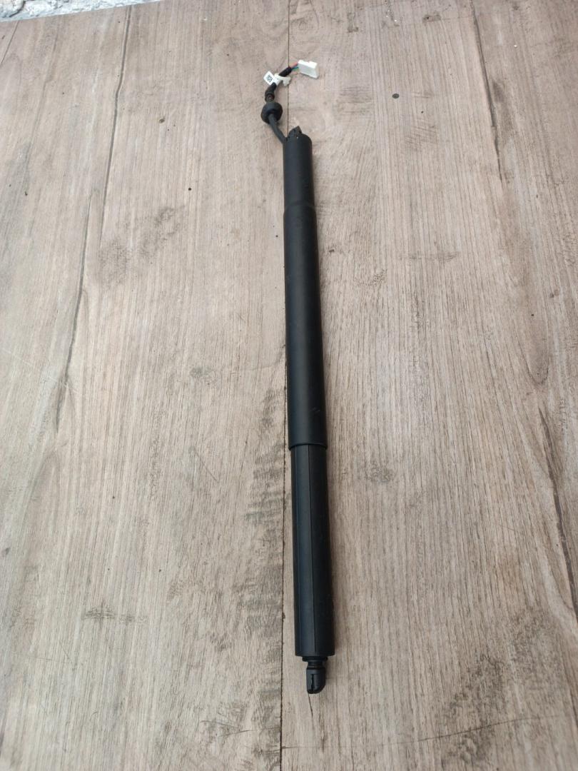 электропривод багажника BMW X5 G05 2022, 3.0 л., B58B30C, бензин, АКПП, c27, внедорожник 5 дв., полный привод, 9482800, 51249482800 - фото №1