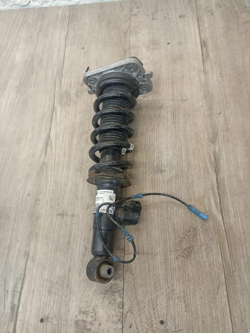 стойка задняя BMW X5 G05 2022, 3.0 л., B58B30C, бензин, АКПП, c27, внедорожник 5 дв., полный привод, 6896441, 37106896441 - фото №1