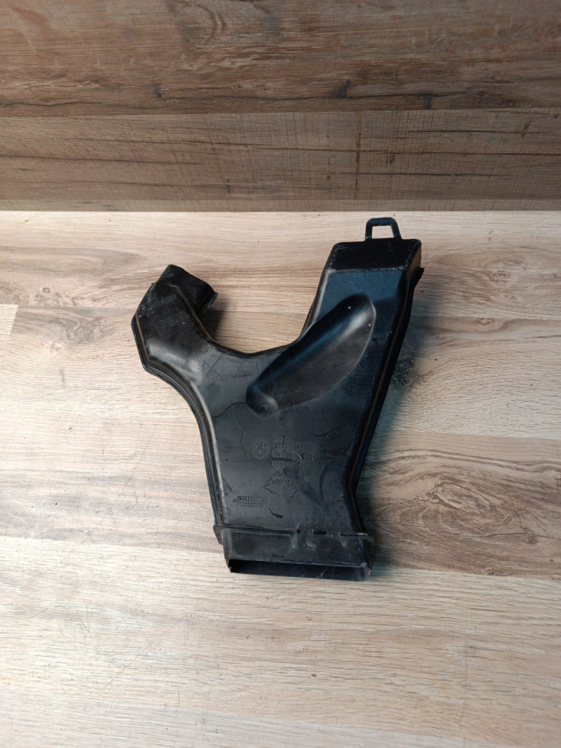 водосток капота BMW X3 G01 2020, 3.0 л., B58B30B, бензин, c1m, внедорожник 5 дв., полный привод, 51317411521, 7411521 - фото №1