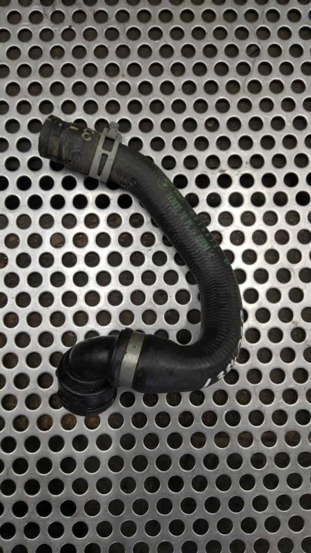 патрубок (трубопровод, шланг) BMW 5 серия G30/G31 2018, 2.0 л., гибрид, black sapphire metallic (475), седан, задний привод, правый руль, 9314672, 64219314672 - фото №1