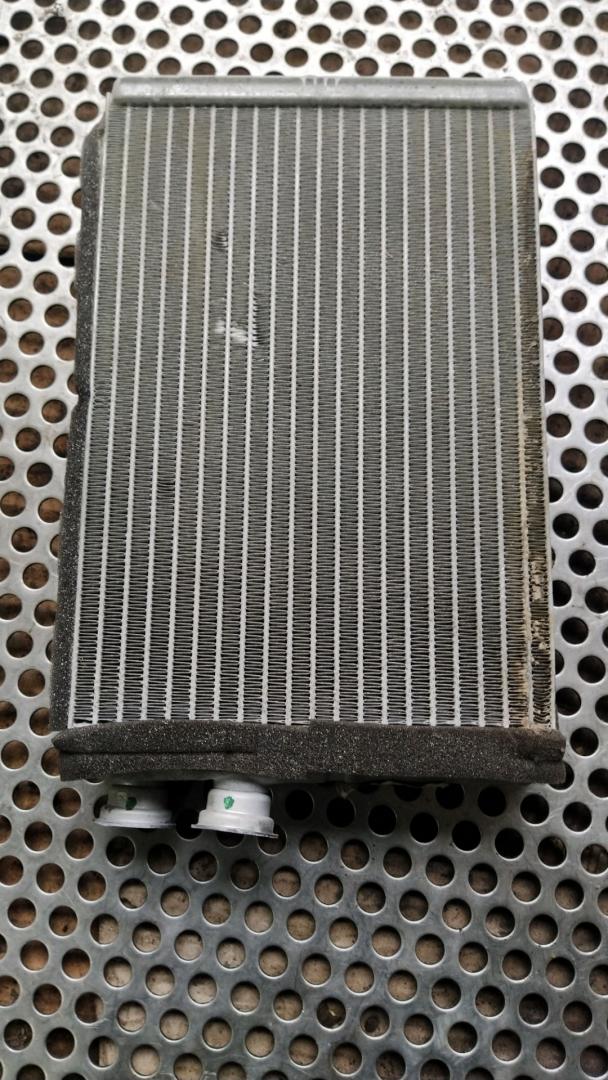 радиатор отопителя (печки) BMW 5 серия G30/G31 2018, 2.0 л., гибрид, black sapphire metallic (475), седан, задний привод, правый руль, 64119361712, 9361712 - фото №1