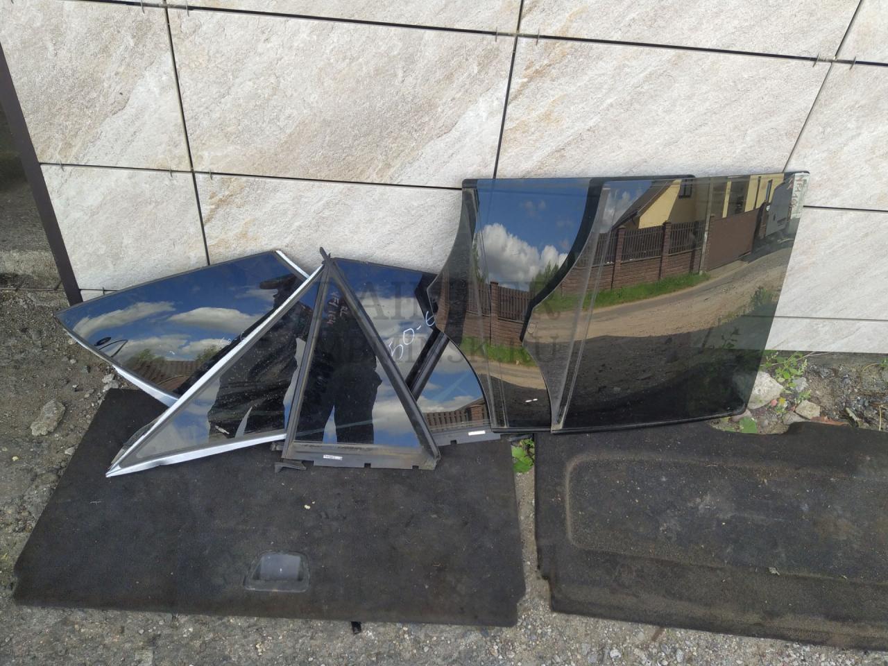 стекло двери задней левой Mercedes-Benz M-Класс W164 2006, 3.2 л., дизель, АКПП, серебряно голубой, полный привод, правый руль - фото №1