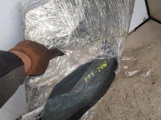 стекло кузовное боковое правое Mercedes-Benz M-Класс W163 2001