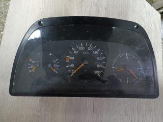 щиток приборов (приборная панель) Mercedes-Benz Vito W638 1999, A0005423001