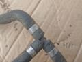 патрубок радиатора Mercedes-Benz E-Класс W212/S212/C207/A207 W212 2012, 2.1 л., CDi, OM 651.924, дизель, АКПП, серый металлик, седан, задний привод, правый руль, A2125011925 - фото №3