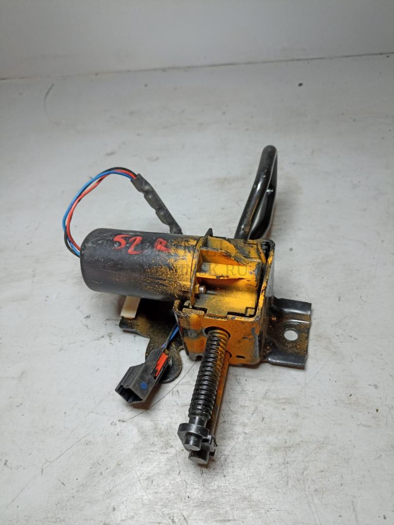 моторчик регулировки сиденья Land Rover Range Rover Velar 1 поколение 2018, АКПП - фото №1