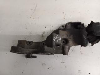 кронштейн генератора Renault Scenic 1 поколение 1997, 1.6 л., i, бензин, МКПП