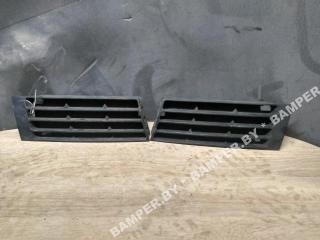 заглушка (решетка) в бампер Audi A4 B6 2000