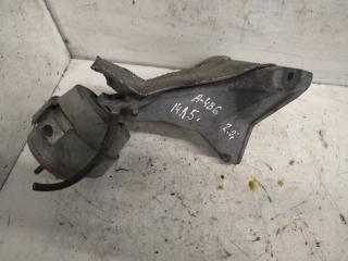 кронштейн двигателя Audi A4 B6 2004, 2.0 л., ALT, бензин, АКПП, седан