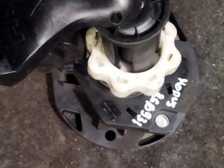 крепление запаски Renault Modus 1 поколение 2007