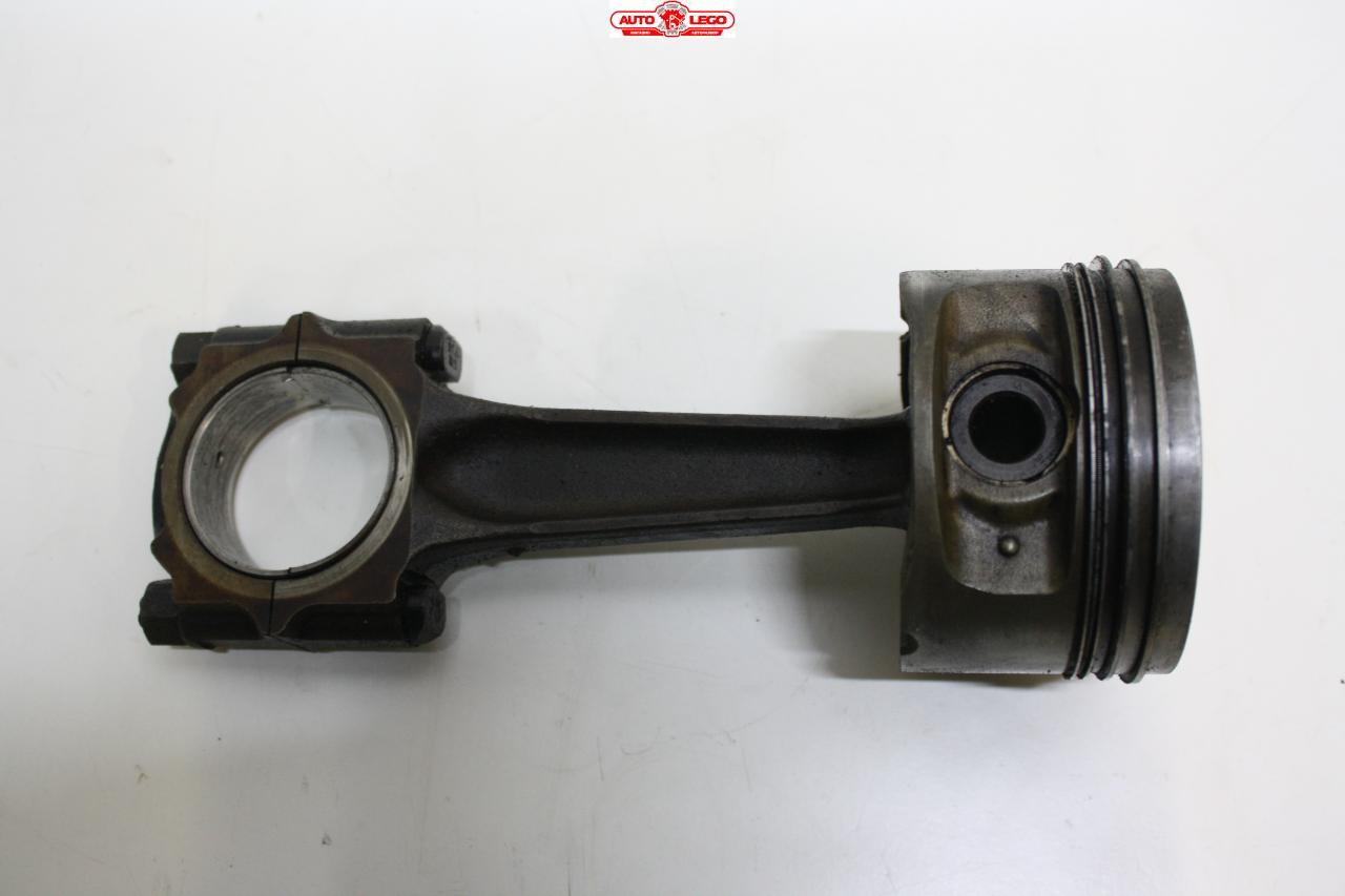 поршень Iran Khodro Samand 1 поколение 2006, 1.6 л., PTCL6A10CVX 1.8 95л.с., бензин, МКПП, бежевый, седан, передний привод - фото №1