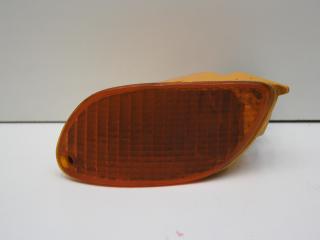 повторитель поворота на крыле левый Ford Focus 1 поколение [рестайлинг] 2004, 1.6 л., бензин, МКПП, белый, седан, передний привод