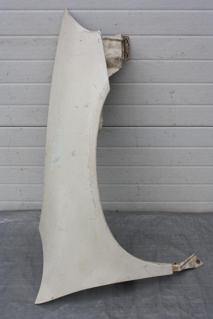 крыло переднее правое Chrysler Intrepid 1 поколение (1992 - 1998) - фото №1