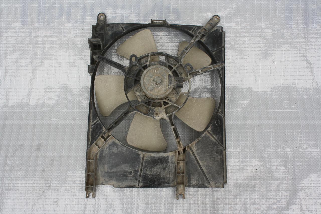вентилятор радиатора Toyota Passo 1 поколение KGC10 2004, 1.0 л., 1KR-FE, бензин, АКПП, серый, хетчбэк 5 дв., передний привод, правый руль - фото №1