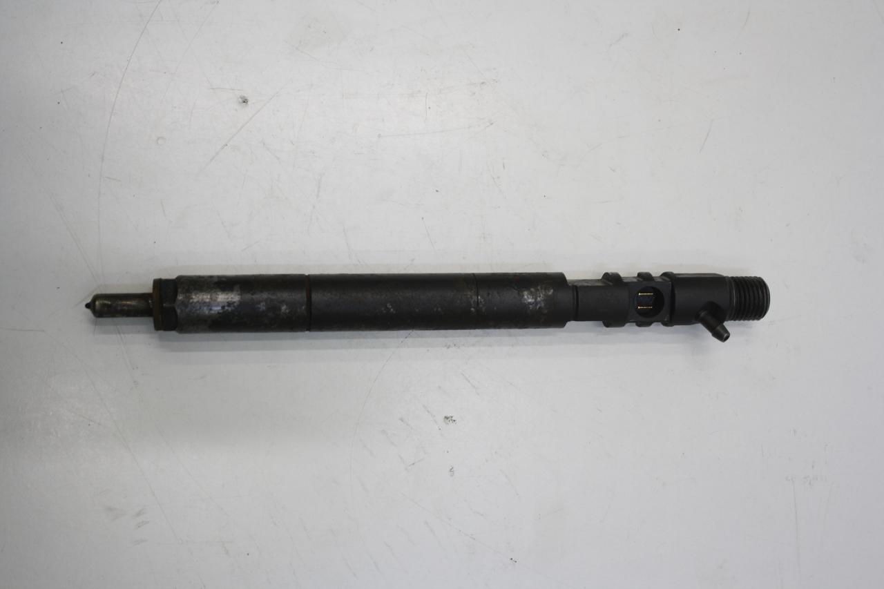 форсунка SsangYong Actyon Sport 1 поколение QJ 2009, 2.0 л., D20DT, дизель, АКПП, серый, пикап, полный привод, A6640170121 - фото №1