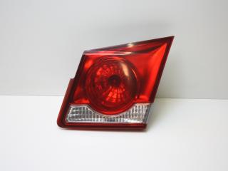 фонарь крышки багажника правый Chevrolet Cruze 1 поколение J300 2012, 1.6 л., F16D3, бензин, МКПП, черный, седан, передний привод