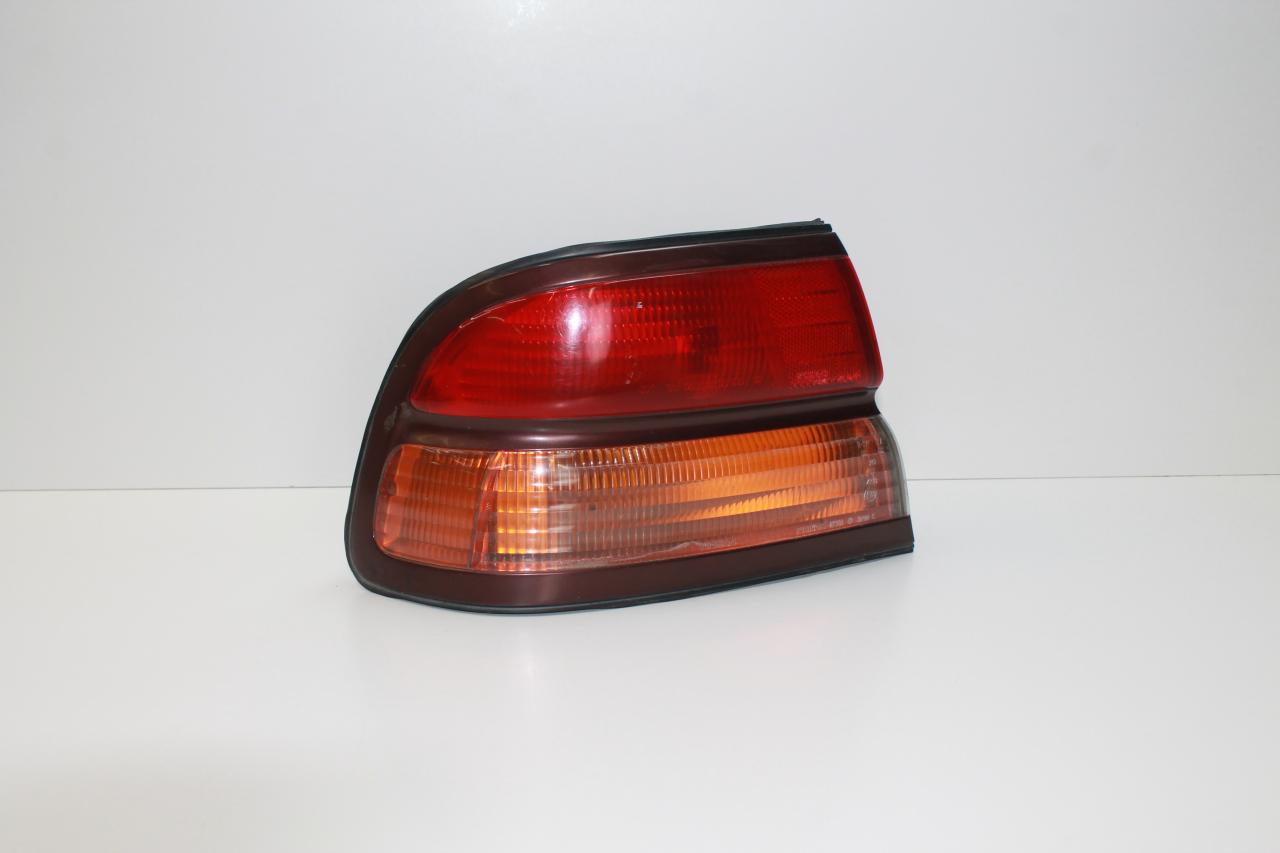 фонарь задний левый Nissan Cefiro A32 1995, 2.0 л., VQ20DE, бензин, АКПП, синий, седан, передний привод, правый руль - фото №1