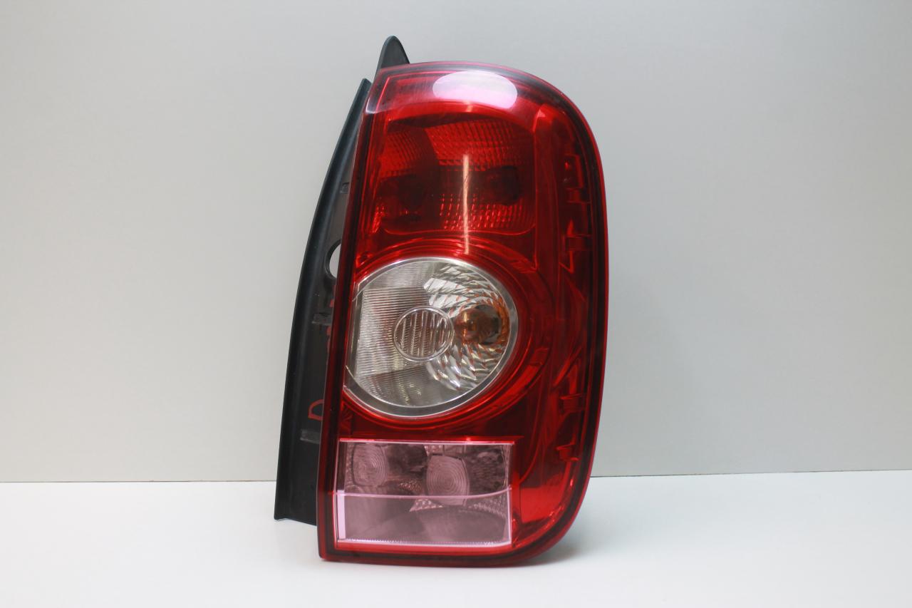фонарь задний правый Renault Duster 1 поколение HSA 2012, 2.0 л., F4R 403, бензин, АКПП, черный, хетчбэк 5 дв., передний привод, 265550033R - фото №1