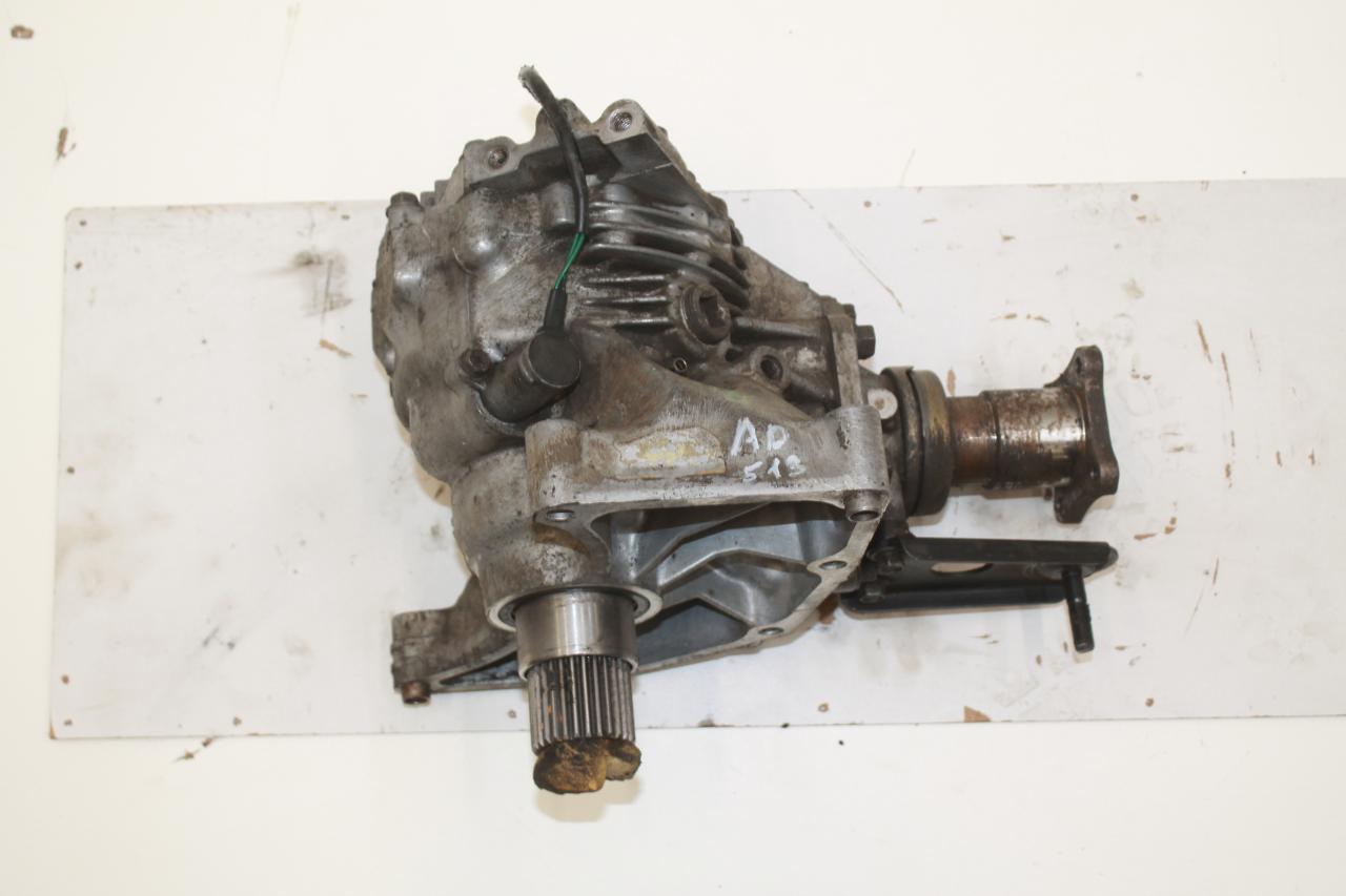 раздаточная коробка Nissan AD 3 поколение VEY11 2001, 2.2 л., YD22DD, дизель, МКПП, белый, универсал, передний привод, правый руль - фото №1