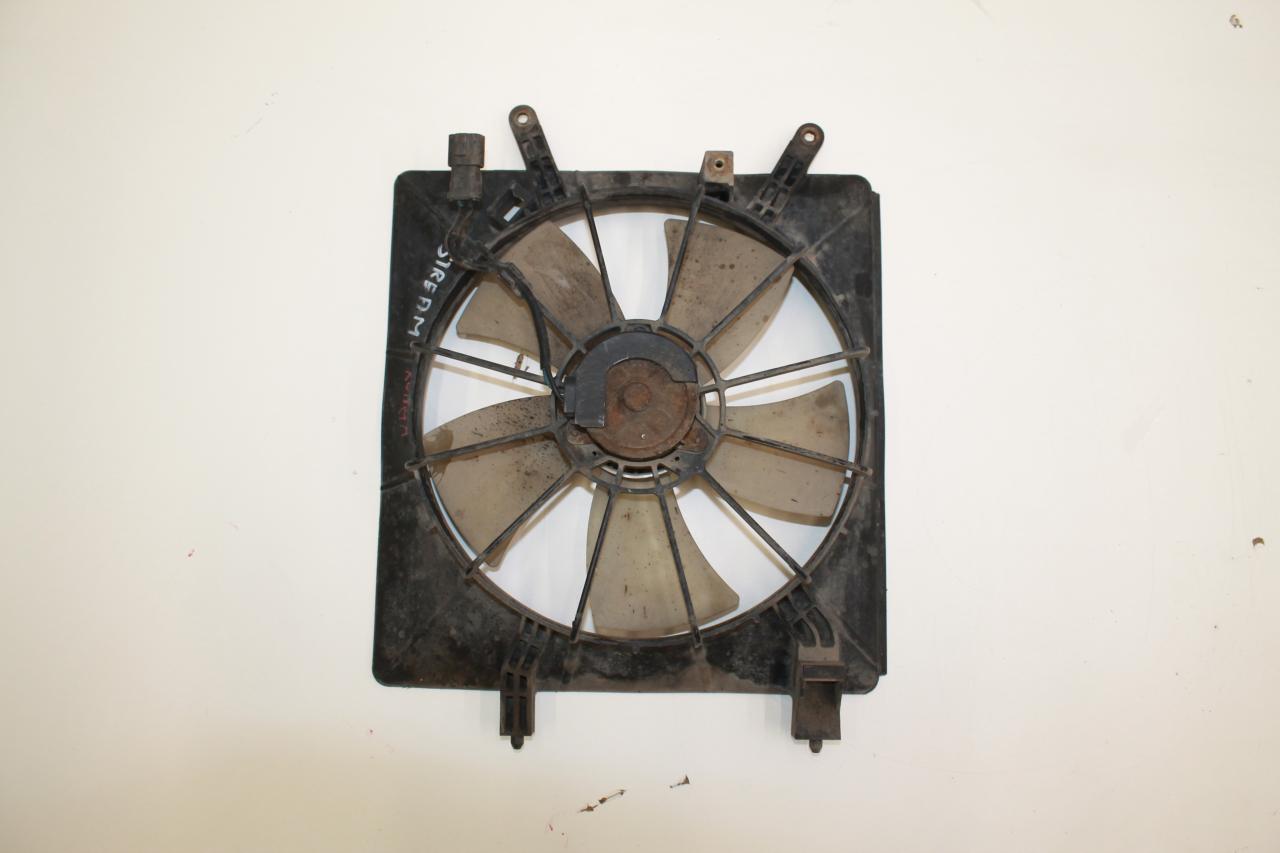 вентилятор радиатора Honda Stream 1 поколение RN1 2002, 1.7 л., D17A2, бензин, АКПП, белый, передний привод, правый руль - фото №1