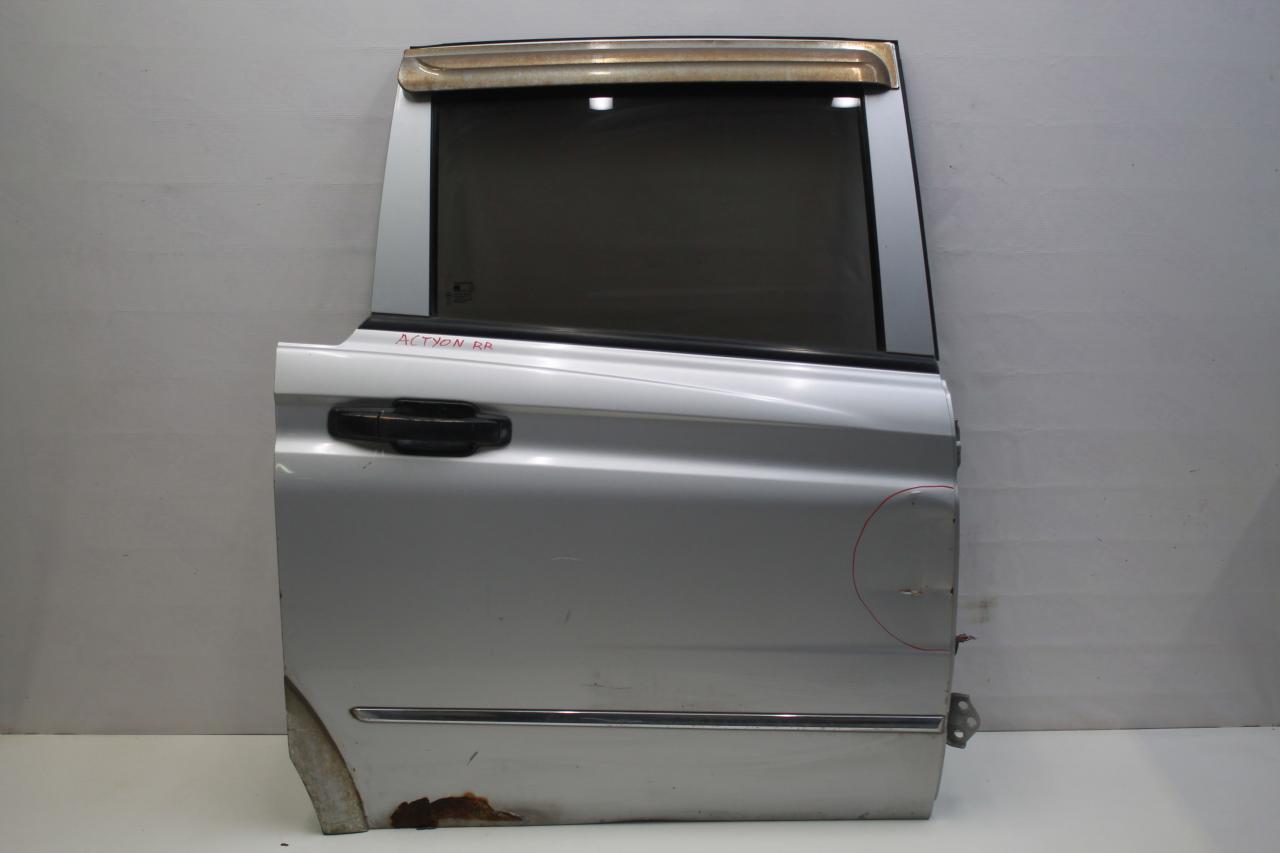 дверь задняя правая SsangYong Actyon Sport 1 поколение QJ 2009, 2.0 л., D20DT, дизель, АКПП, серый, пикап, полный привод - фото №1