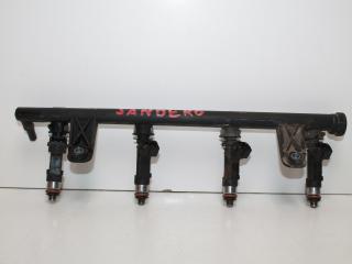 Рейка топливная (рампа) с форсунками Renault Sandero 2 поколение 5S 2015, 1.6 л., K7M 812, бензин, МКПП, белый, хетчбэк 5 дв., передний привод, 0280158034