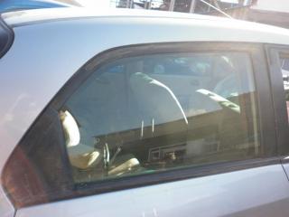 стекло двери задней правой Honda Fit Aria 1 поколение GD6 2002, 1.5 л., L15A, бензин, АКПП, серый, седан, передний привод, правый руль