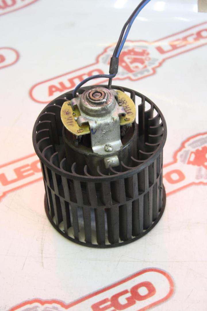 моторчик печки Lada 2114 1 поколение 2012, 1118, бензин, МКПП, серый, хетчбэк 5 дв., передний привод - фото №1