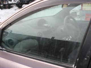 стекло двери передней левой Toyota Platz 1 поколение SCP11 2000, 1.0 л., 1SZ-FE, бензин, АКПП, фиолетовый, седан, передний привод, правый руль