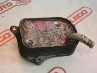 теплообменник масляного фильтра Audi A4 B6 2002, 06B117021