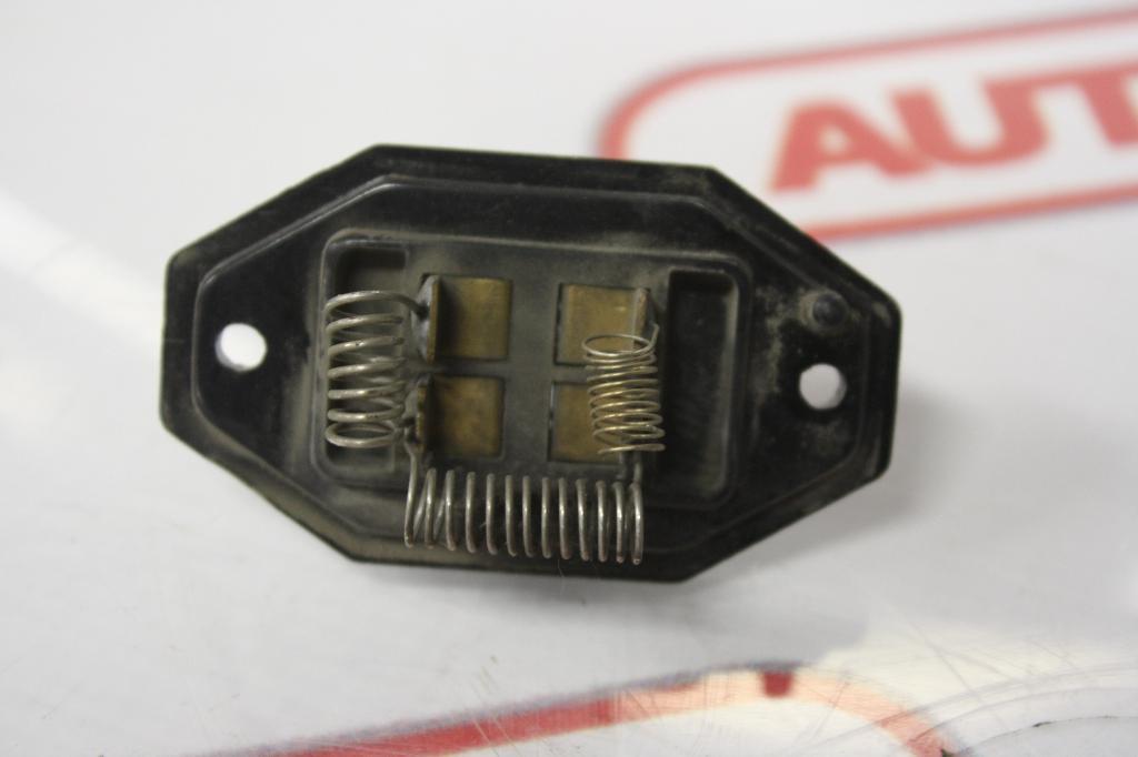 сопротивление печки Geely CK Otaka 1 поколение CK1 2007, 1.5 л., MR479QA, бензин, МКПП, серый, седан, передний привод - фото №1