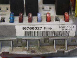 блок предохранителей Fiat Albea 1 поколение 178 2007, 1.4 л., 350 A1.000, бензин, МКПП, синий, седан, передний привод, 46766027