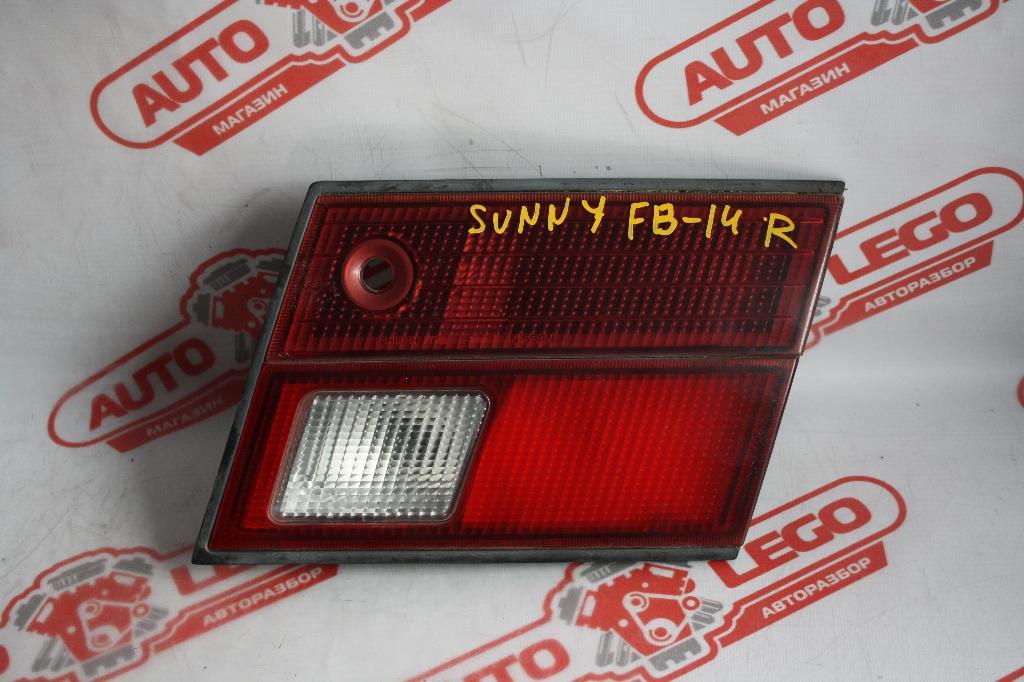 фонарь задний правый Nissan Sunny B14 1998, 1.5 л., GA15DE, бензин, АКПП, серый, седан, передний привод, правый руль, 265509M126 - фото №1