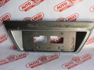 накладка двери (крышки) багажника Nissan Sunny B14 1998, 1.5 л., GA15DE, бензин, АКПП, серый, седан, передний привод, правый руль, 848109M100