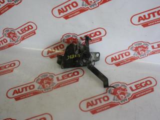 замок капота Hyundai Sonata 4 поколение [рестайлинг] EF 2004, 2.0 л., G4JP, бензин, МКПП, бежевый, седан, передний привод, 811303D000