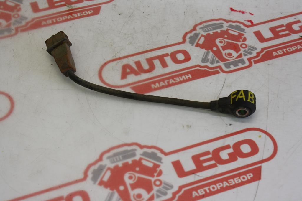 датчик детонации Skoda Fabia 1 поколение (6Y) 5J 2001, 1.4 л., AME, бензин, МКПП, зеленый, хетчбэк 5 дв., передний привод, 030905377C - фото №1