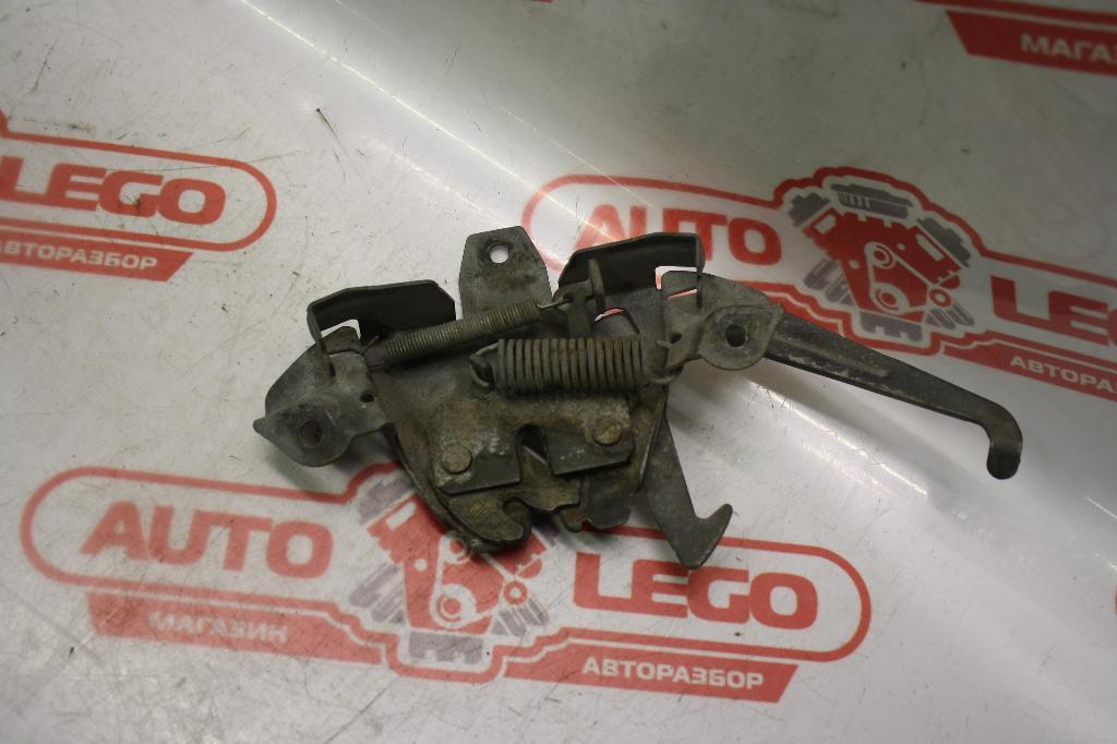 замок капота Mitsubishi Lancer 8 поколение 1998, бензин, МКПП, зеленый, седан, передний привод, MR328702 - фото №1