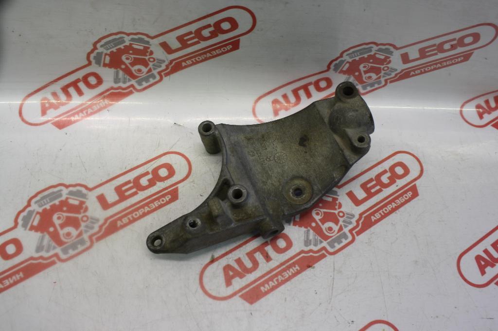 кронштейн компрессора кондиционера Chrysler Stratus 1 поколение 2000, 2.7 л., EES, бензин, АКПП, серый, седан, передний привод, 04792415AA - фото №1